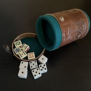 Vintage Hand Tooled Mexican Leather Dice Cup Game Felt Lining